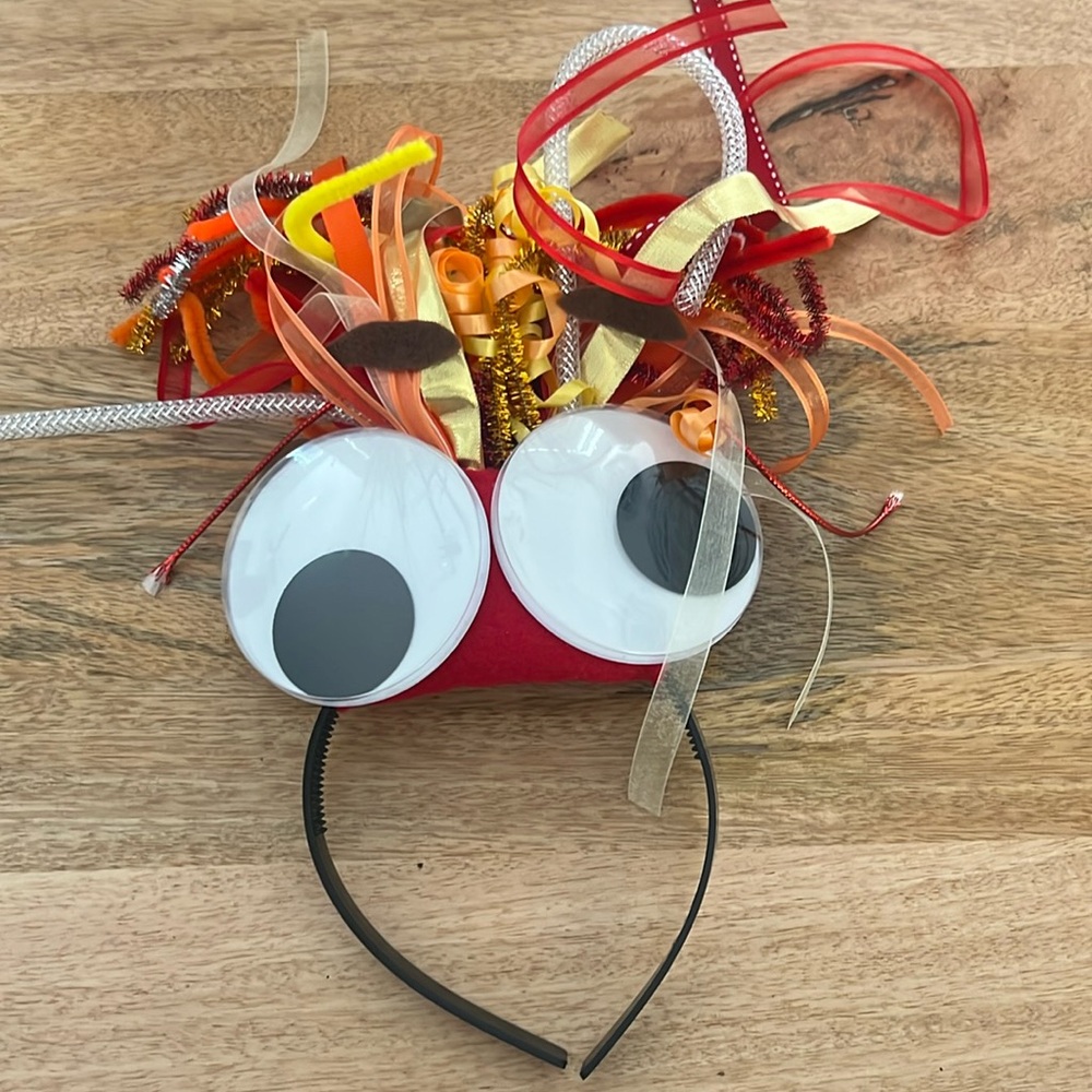 Inside out 2 (Anxiety head band)